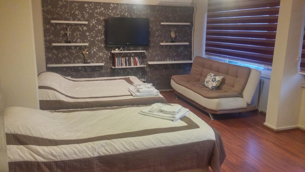 Flora Hotel Burhanli ภายนอก รูปภาพ